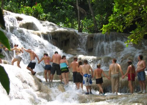 Affordable private tours in Jamaica