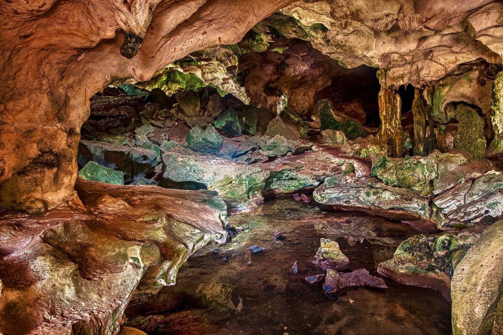 Green Grotto Caves in jamaica (4)